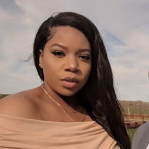 Meet your Posher, Melanie